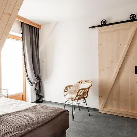 Cubryna Apartament *